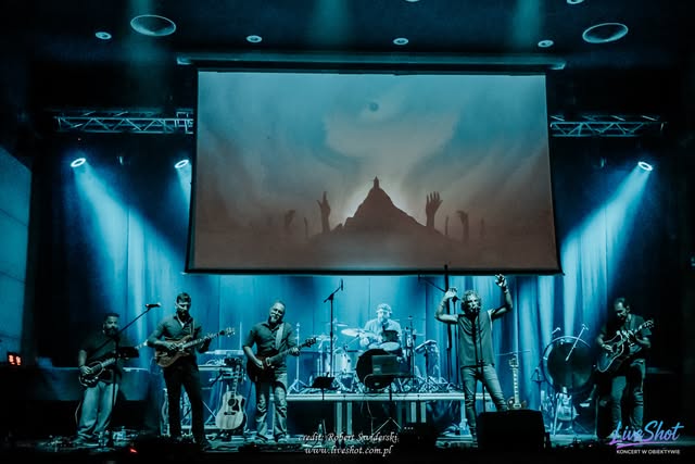 Alcantara β live